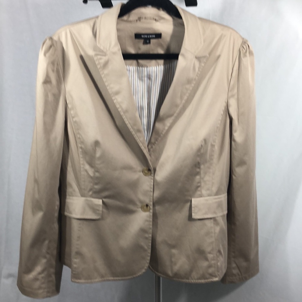 More & More Beige Blazer - Picture 2 of 10